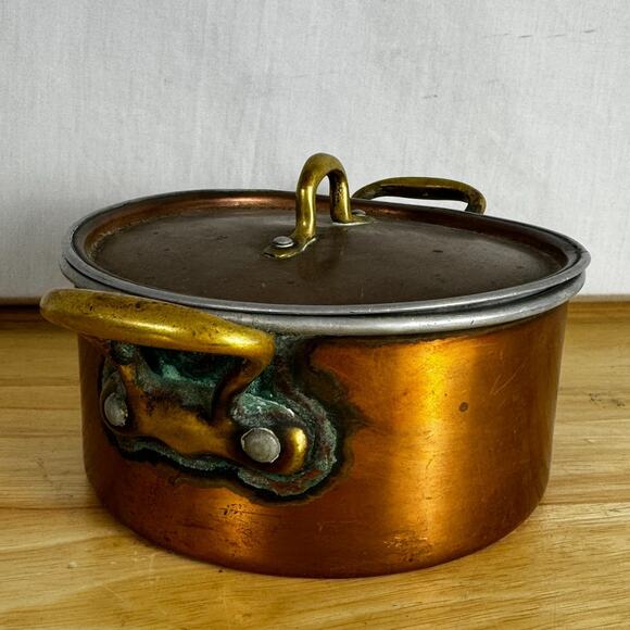 Vintage Copper French Soup Pot w/ Lid and Brass Handles 'Brevete DD S.G.D.G.' - Picture 2 of 10
